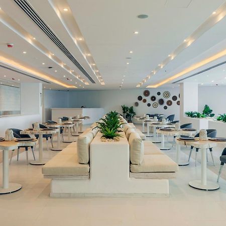 Tanoak Resort Ajn-Szuhna Kültér fotó The lounge at the airport